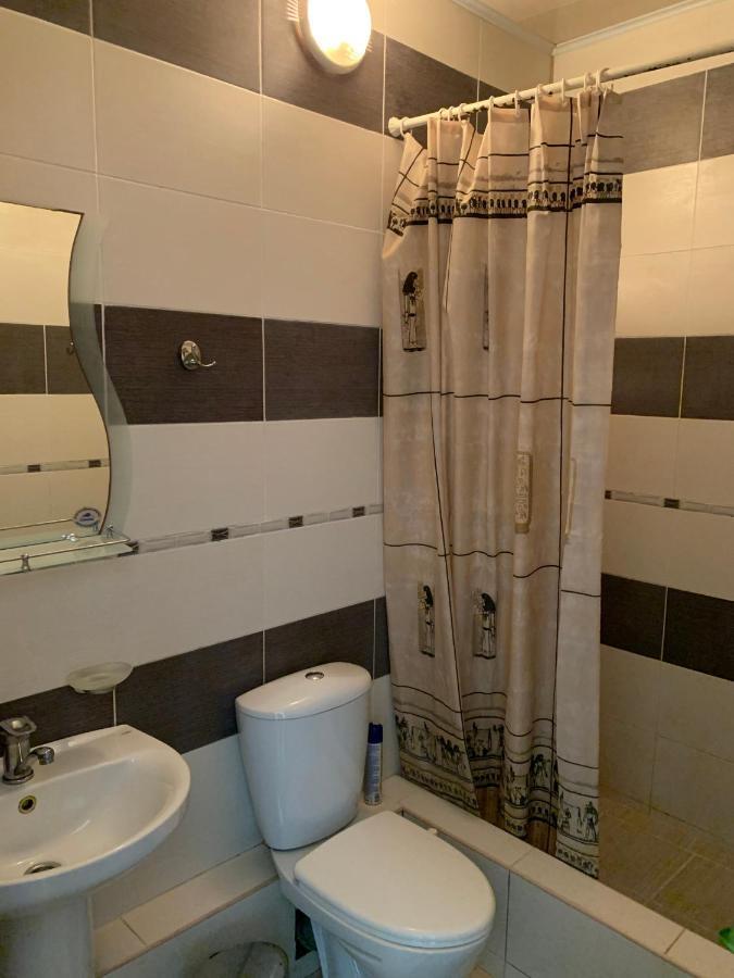 Guest House Aphyn Leto Gagra Extérieur photo